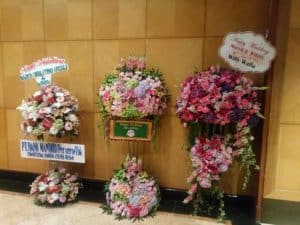 standing flower malang